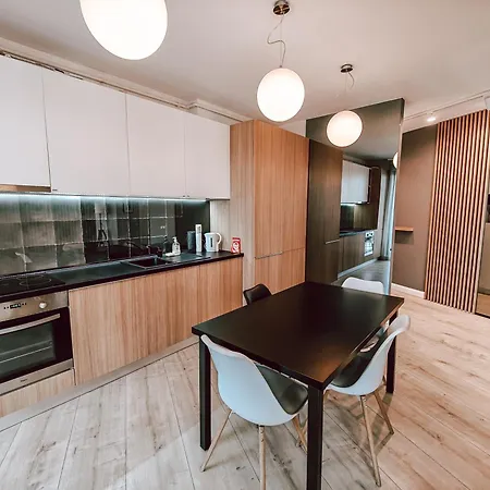 Luxury Haven By Iulius Mall Parking, Netflix Cluj-Napoca