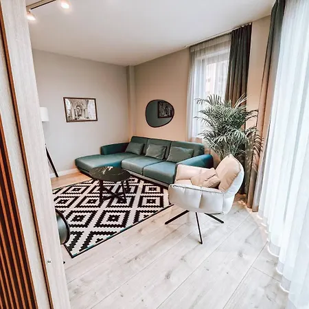 Luxury Haven By Iulius Mall Parking, Netflix