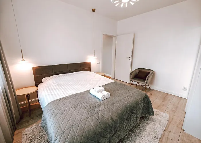 Апартаменты Luxury Haven By Iulius Mall Parking, Netflix *