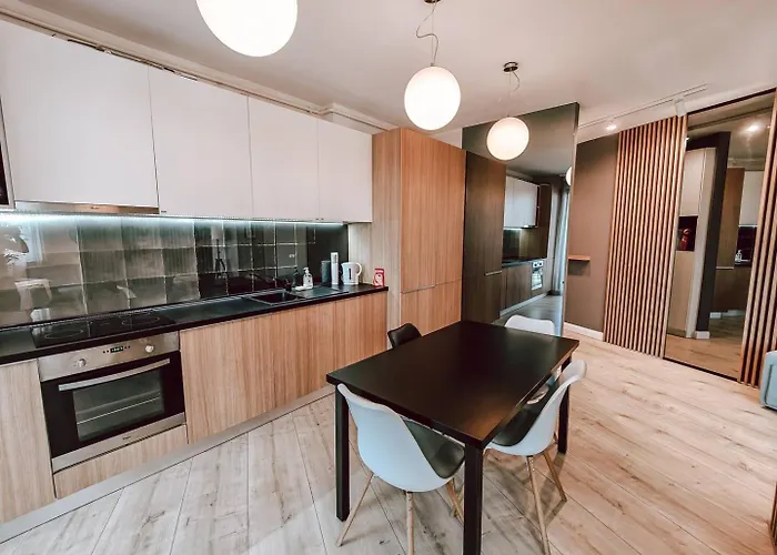 Luxury Haven By Iulius Mall Parking, Netflix Apartament *