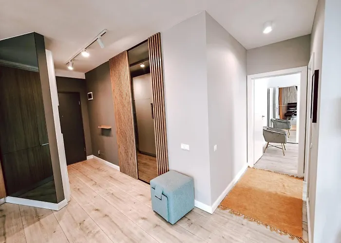 Апартаменты Luxury Haven By Iulius Mall Parking, Netflix