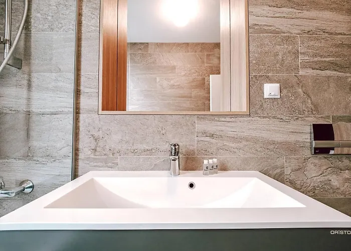 Daire Luxury Haven By Iulius Mall Parking, Netflix Kaloşvar